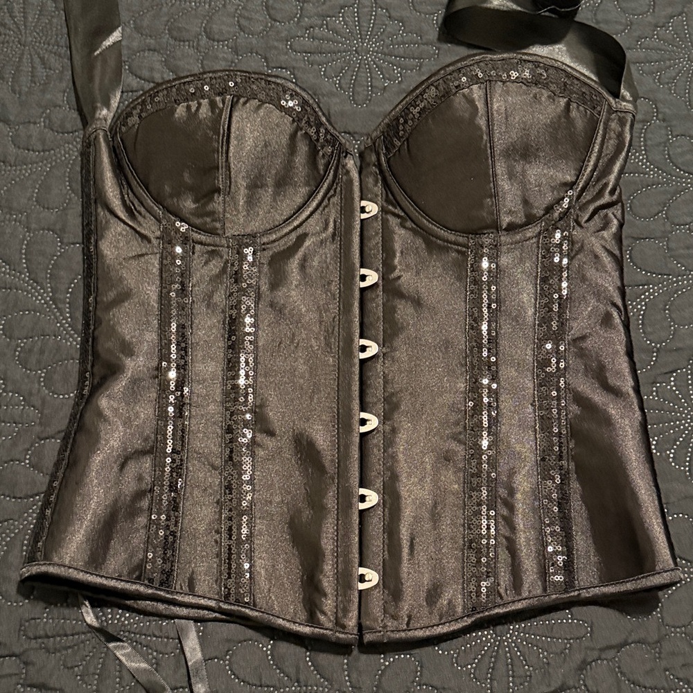 🖤 3 for $15 🖤 Black sequin fashion corset